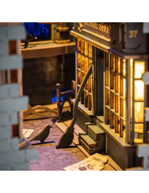 Book Nook Rolife - Magic House - 216 Pièces 