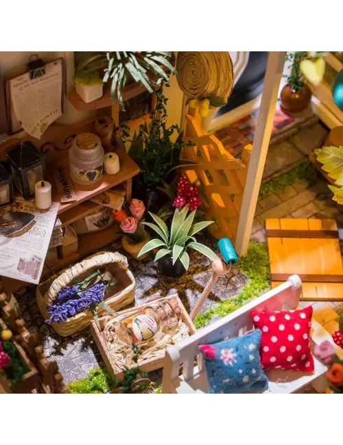 DIY House Rolife - Miller’s Flower House - 210 Pièces 