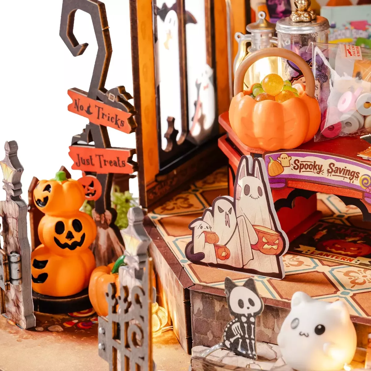 DIY House Rolife - Haunted Candy House - 364 Pièces
